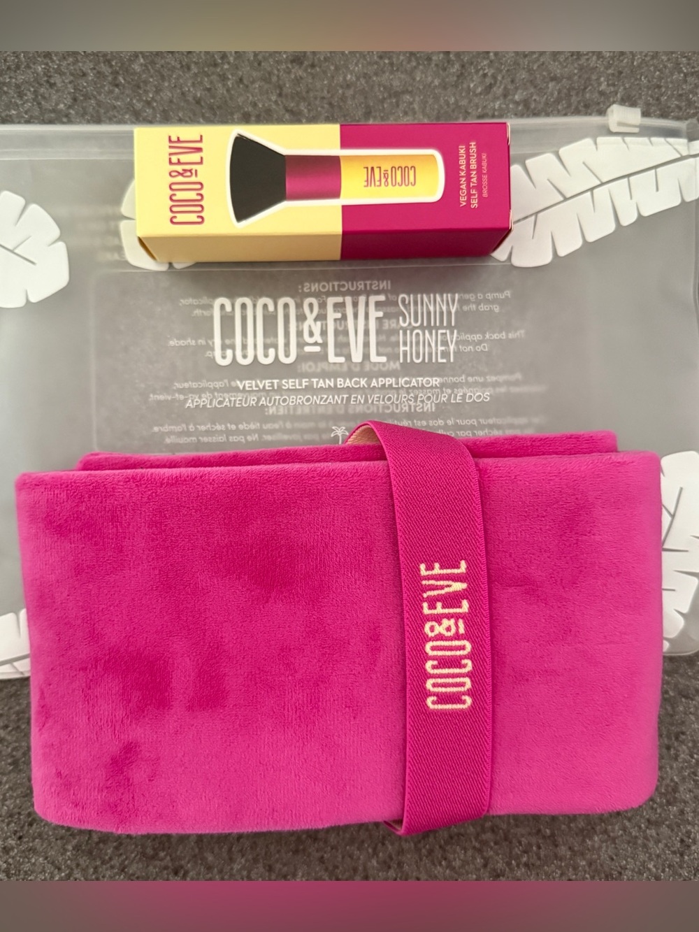 New! Coco & Eve Sunny Hunny Velvet Self Tan Back Applicator and Kabuki Brush